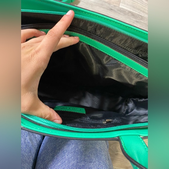NWOT Green Dasein Shoukder bag - Picture 12 of 12